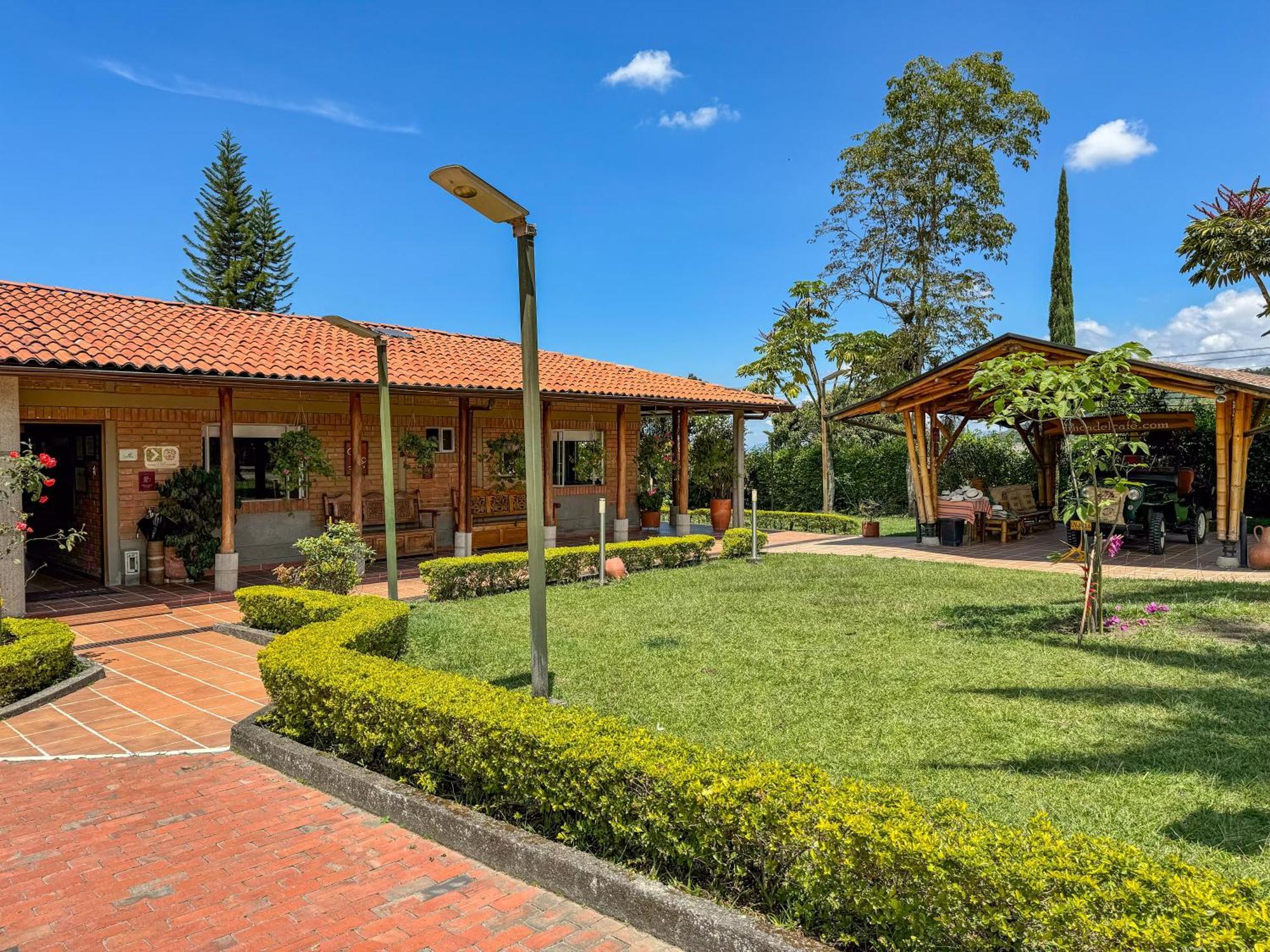Finca Del Cafe - Casa Typica Санта Роса де Кабал Екстериор снимка