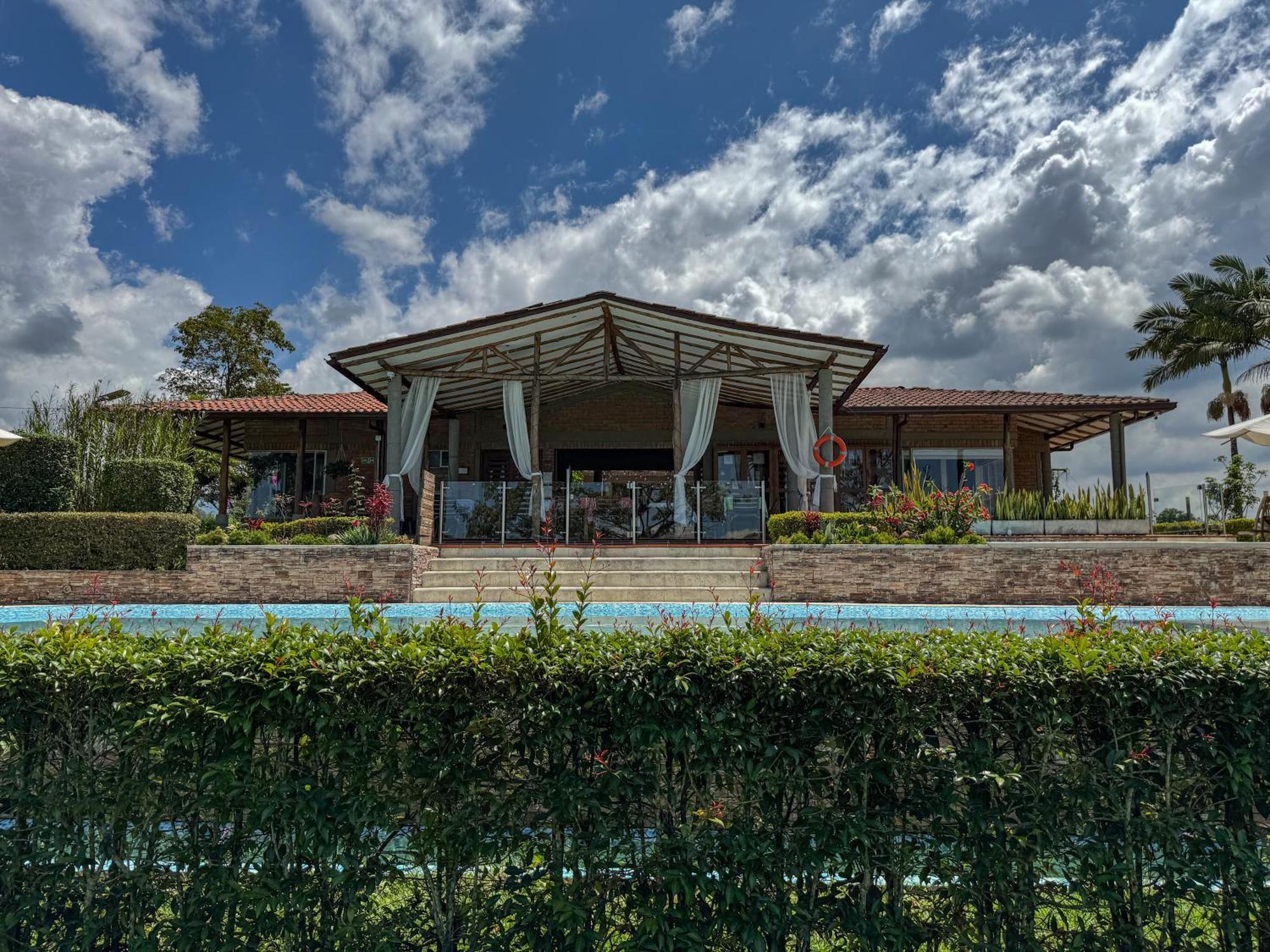 Finca Del Cafe - Casa Typica Санта Роса де Кабал Екстериор снимка